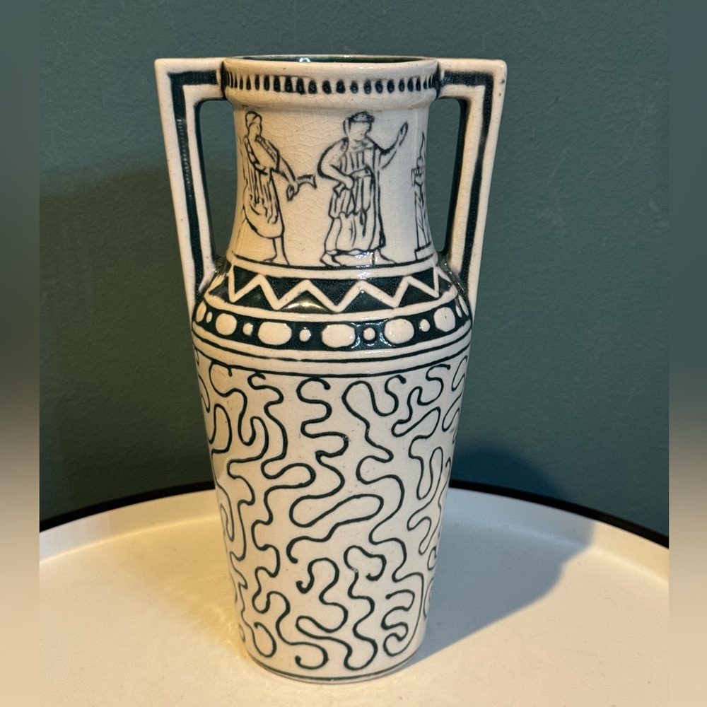 Vintage Red Wing Grecian Urn Vase #159 Art Pottery Vase 9", hole in bottom